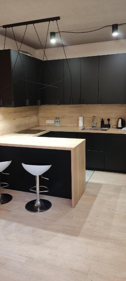 Be My Guest- Fontany Luxury Apartment Metro Wi-Fi Free Parking Zone وارسو المظهر الخارجي الصورة
