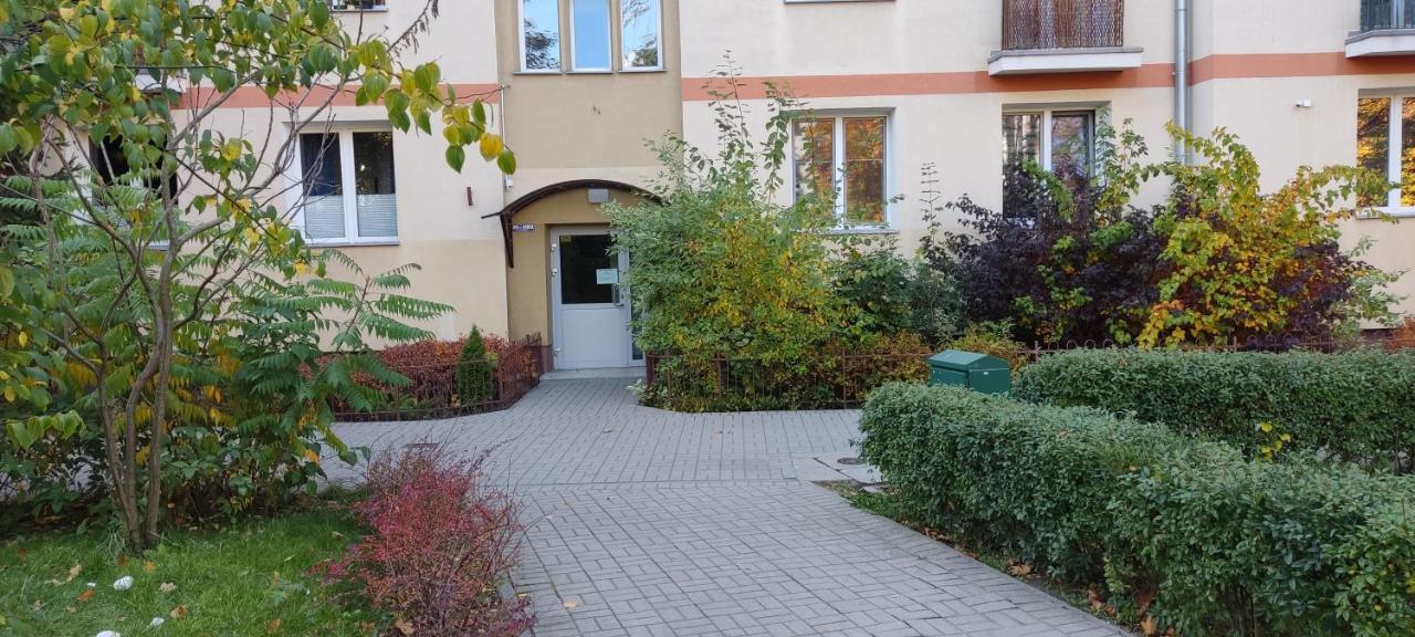 Be My Guest- Fontany Luxury Apartment Metro Wi-Fi Free Parking Zone وارسو المظهر الخارجي الصورة