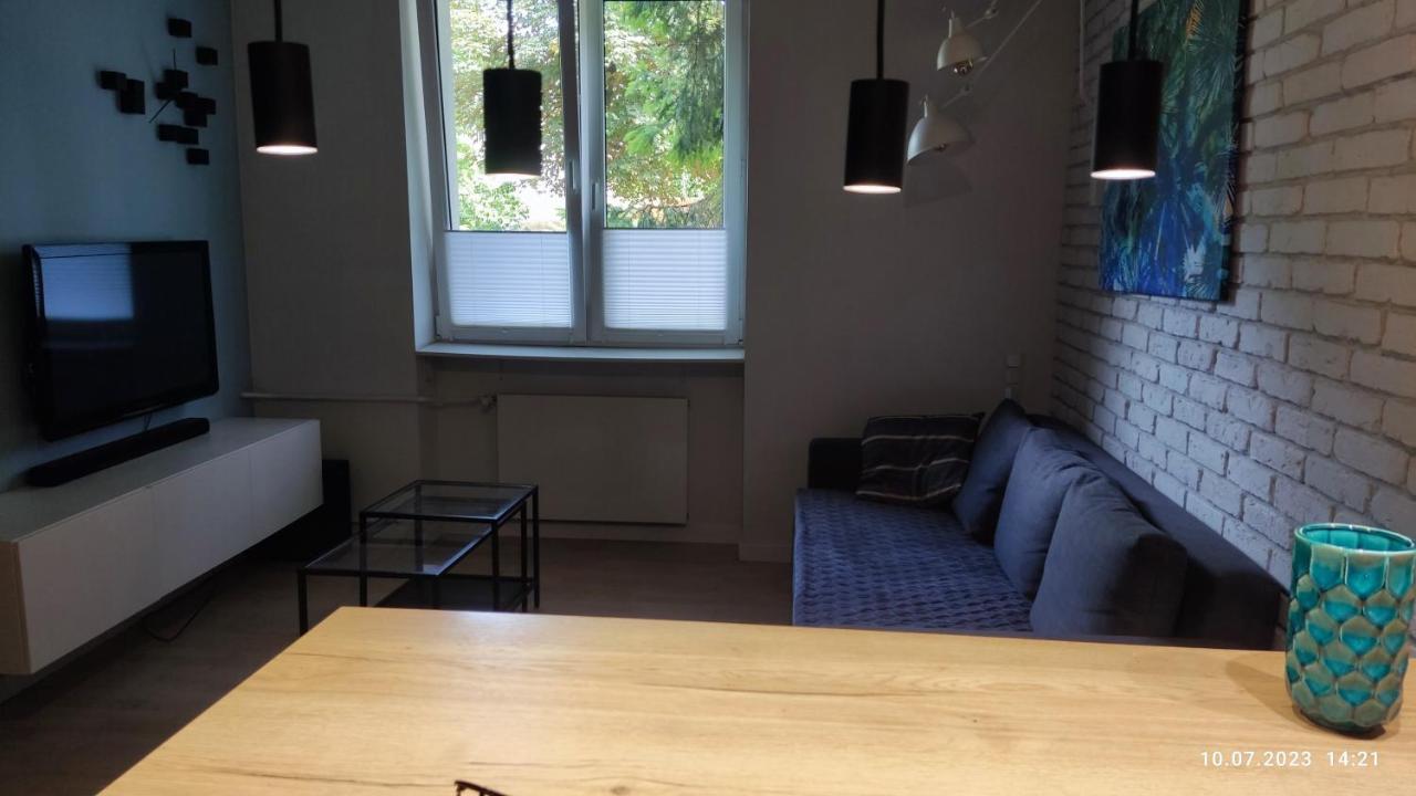 Be My Guest- Fontany Luxury Apartment Metro Wi-Fi Free Parking Zone وارسو المظهر الخارجي الصورة